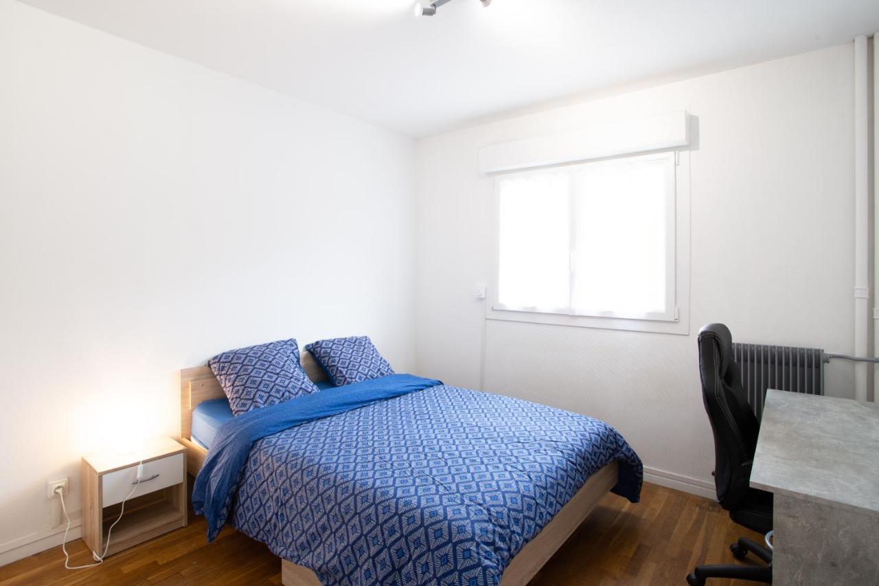 Spacieux Appartement - 6 Personnes - Parking Gratuit Saint-André-les-Vergers Dış mekan fotoğraf